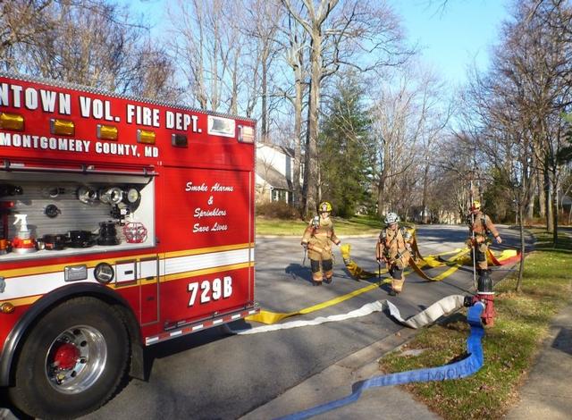 The crew of Engine 729 Bravo picks up after an Electrical Short call.